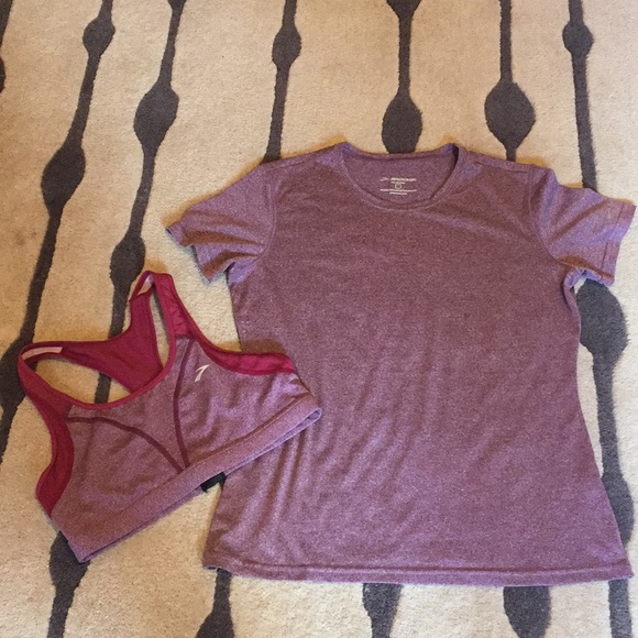 Nike Tops - FREE GIFT! MATCHING BROOKS BUNDLE!